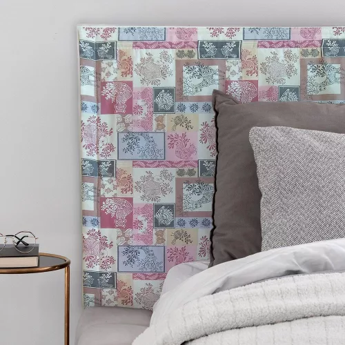 Panou textil tapițat pentru perete - model patchwork animale de pădure - roz